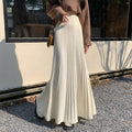 High-waisted Figure-flattering Thickened Pleated Knit Skirt